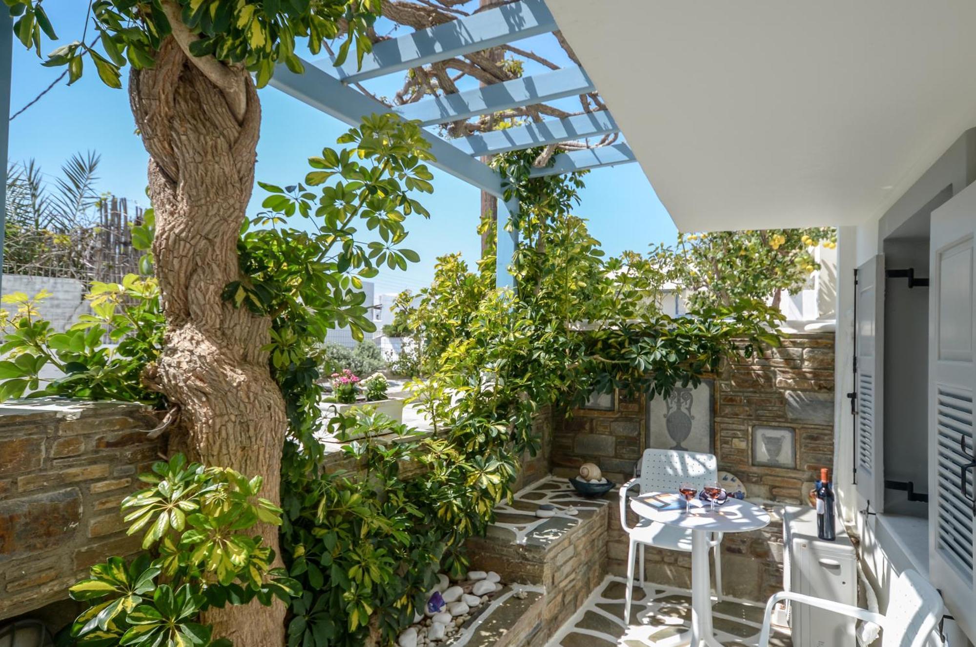 Sofi Pension Naxos City ภายนอก รูปภาพ