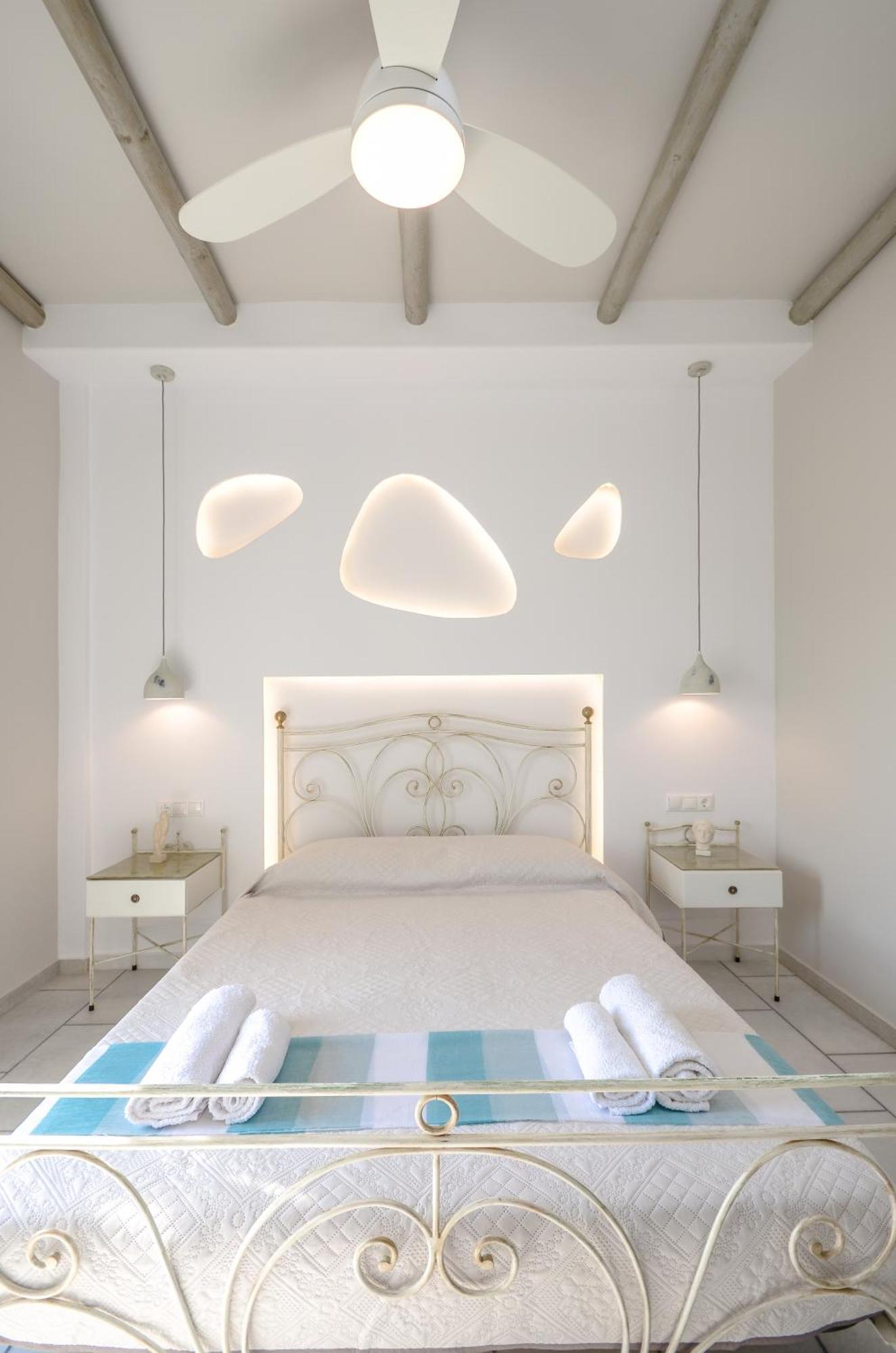 Sofi Pension Naxos City ภายนอก รูปภาพ