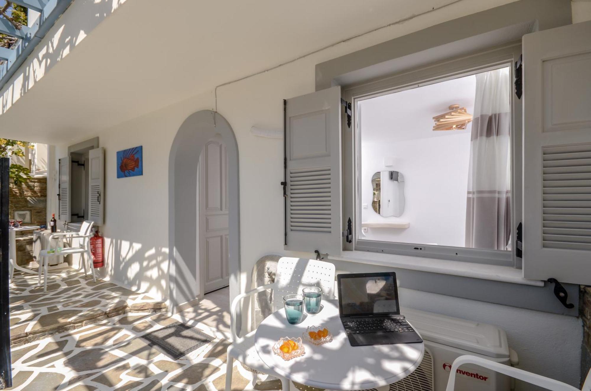 Sofi Pension Naxos City ภายนอก รูปภาพ